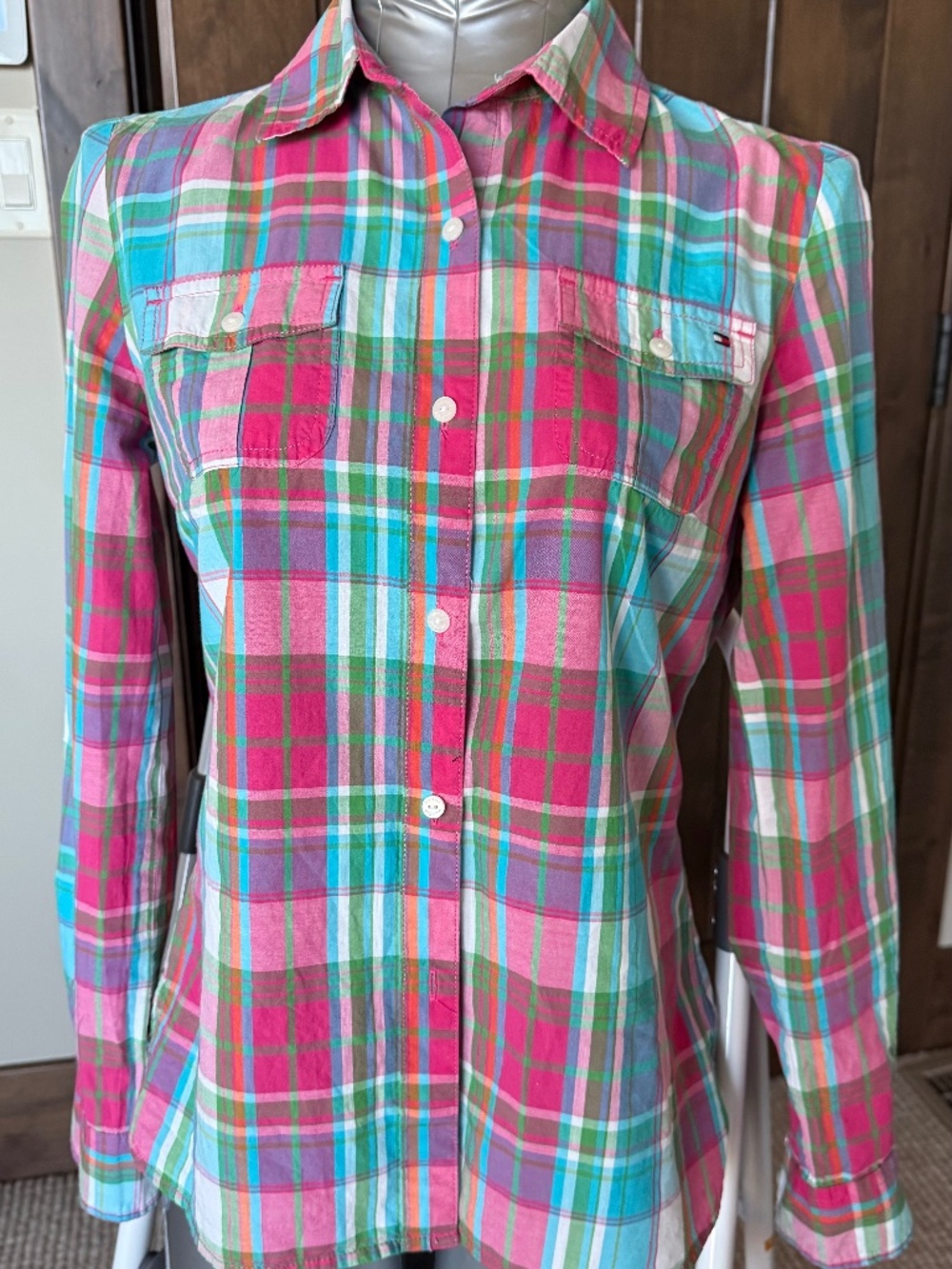 TOMMY HILFIGER PLAID SHIRT SIZE S/P
